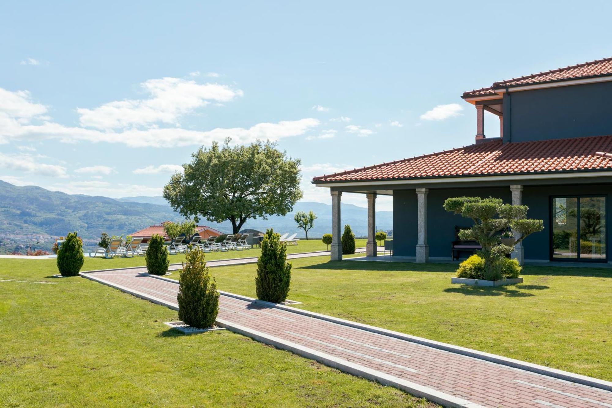 Spacious Villa Pool & Douro View By Host Wise Santa Marinha do Zezere ภายนอก รูปภาพ