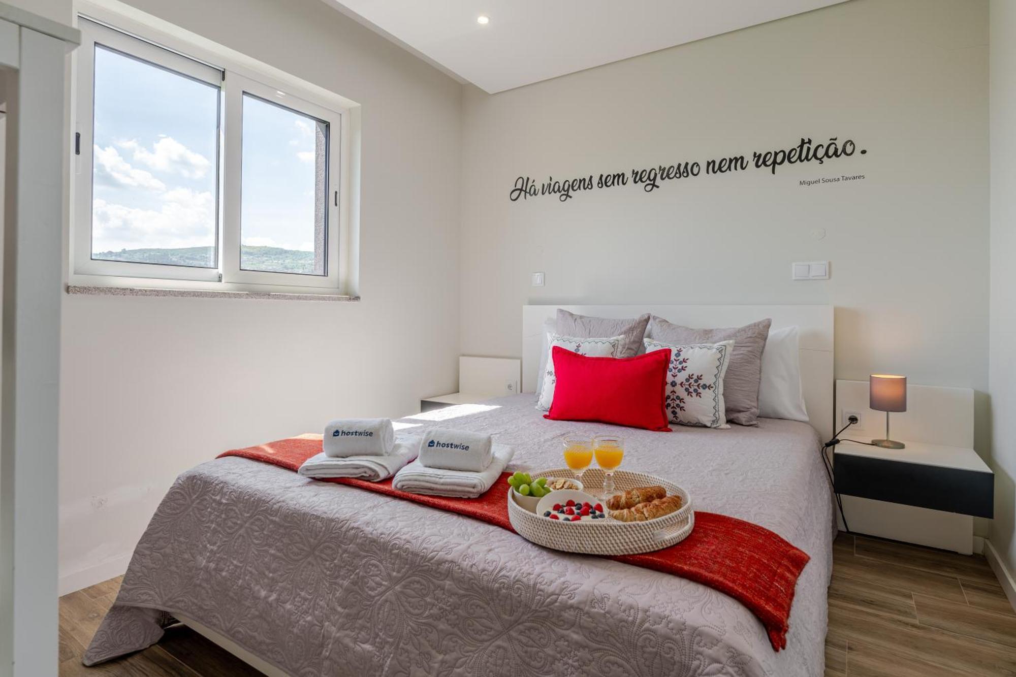 Spacious Villa Pool & Douro View By Host Wise Santa Marinha do Zezere ภายนอก รูปภาพ